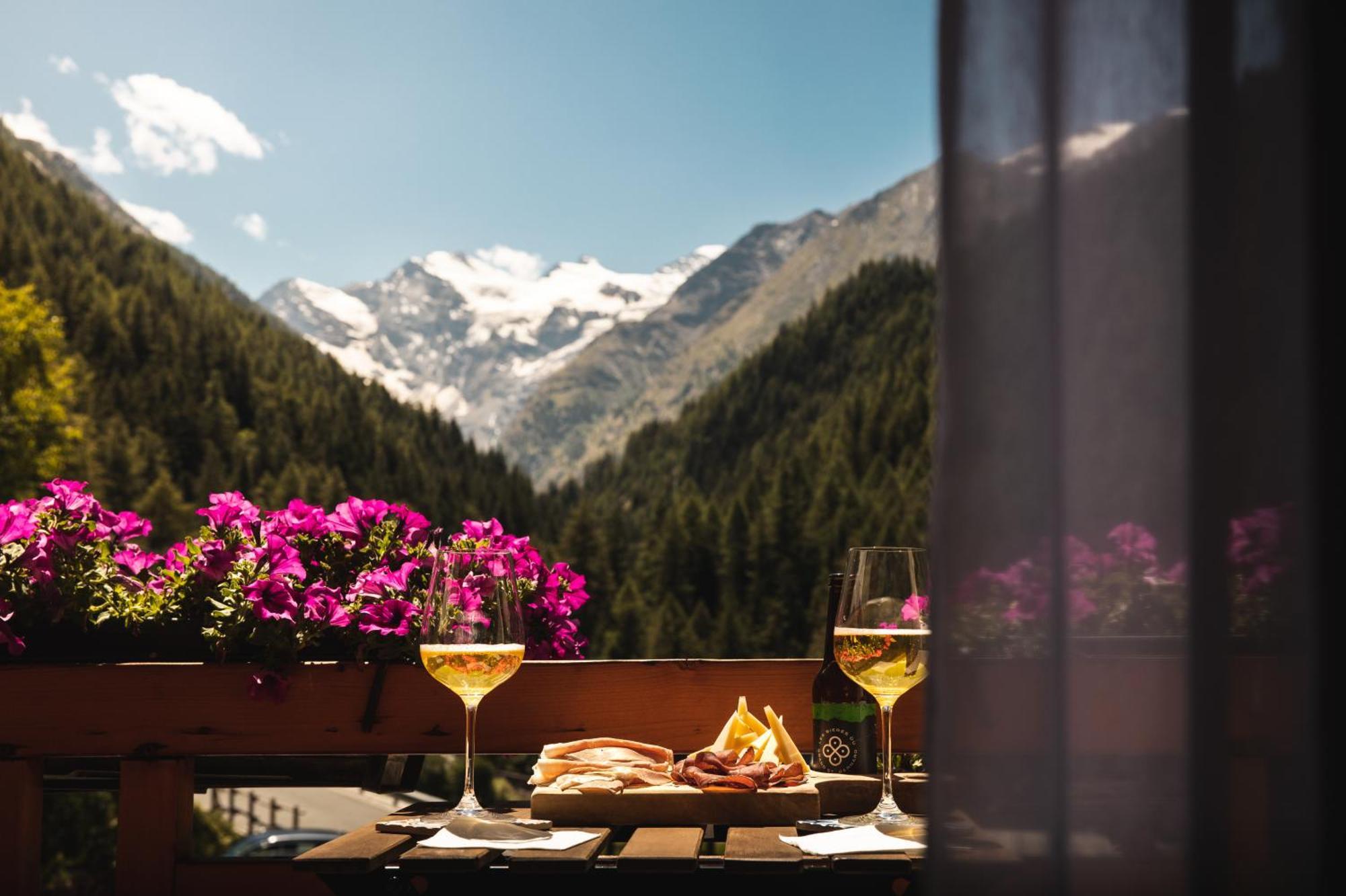 Hotel Le Bouquet - Adults Only Cogne Eksteriør bilde